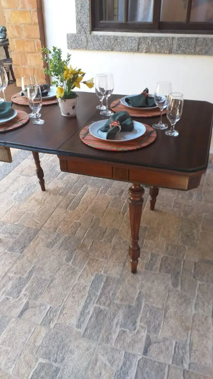 Dining Table64302124118529120
