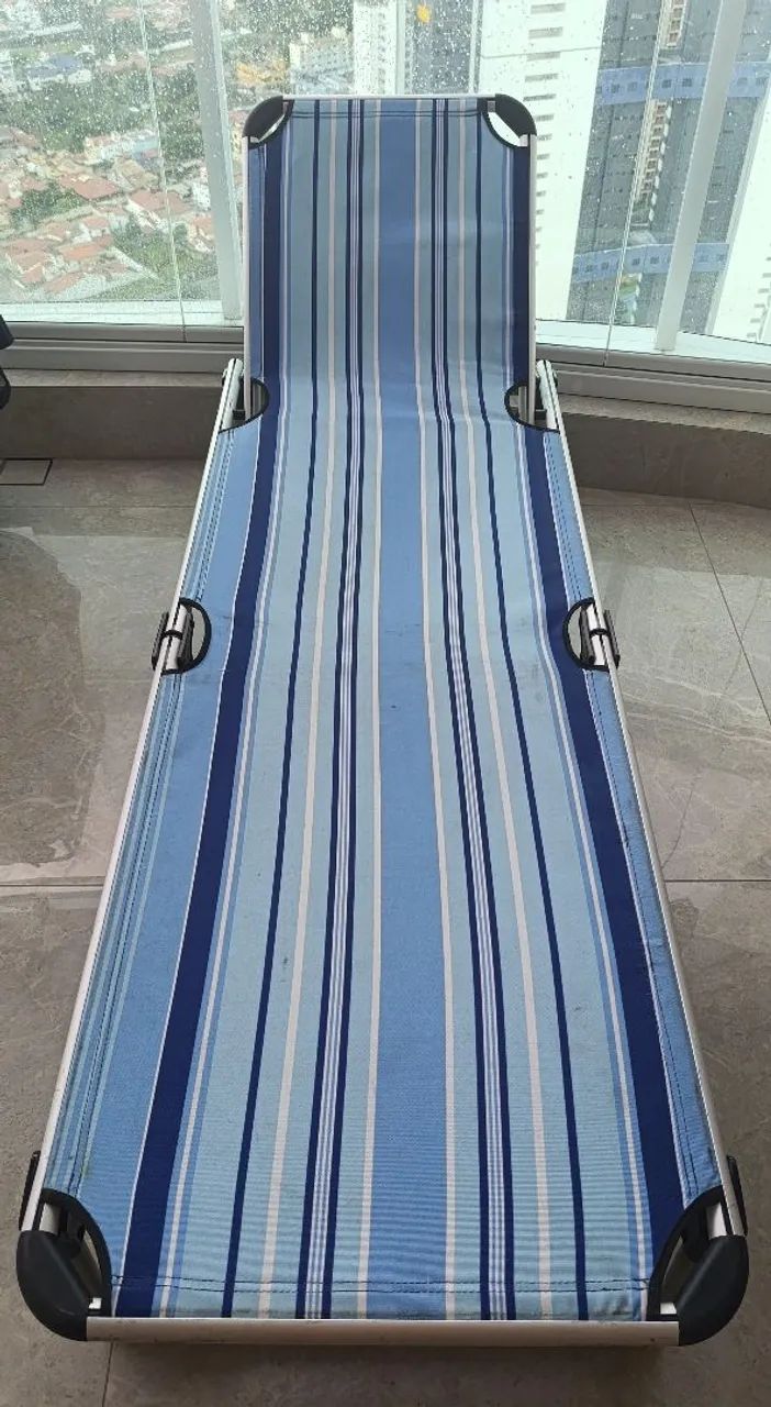 Cama de Sol Dobrável Azul e Branca64386070920579122