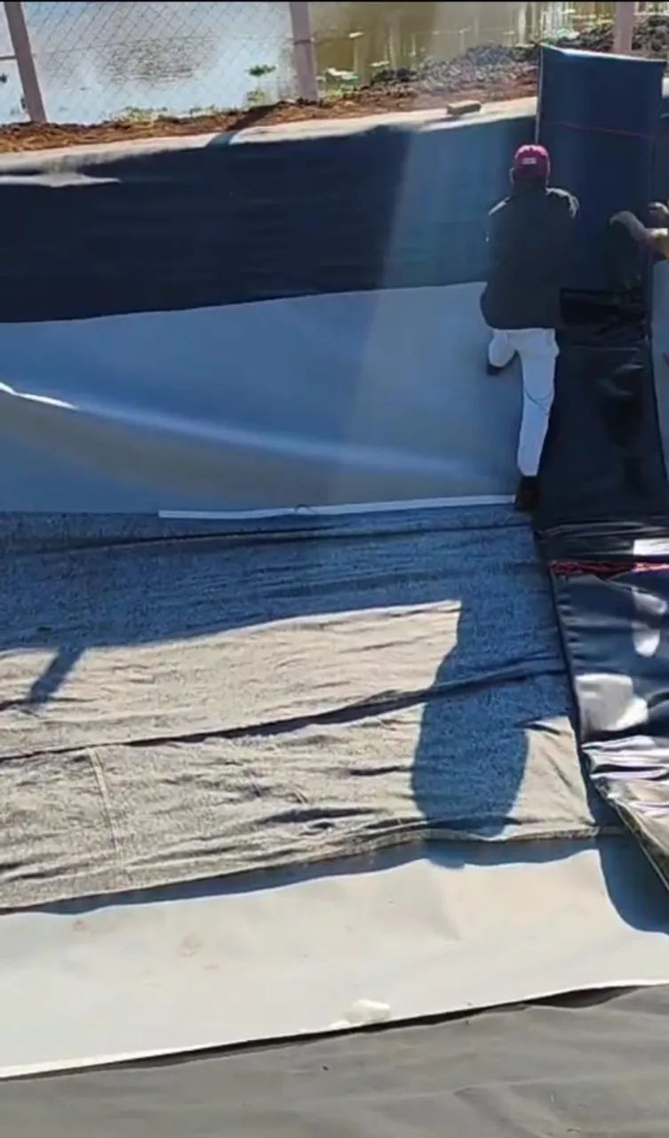 Manta Bidim Geotêxtil (Virgem Primeira Linha) Gramatura 180 g Cores Diversas 35 x 1,50 - Foto 2