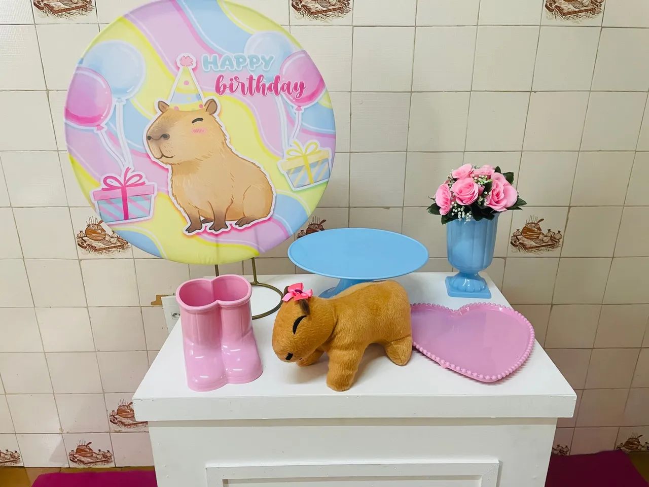 Mini kit festa na mesa Tema Capivara Filó 