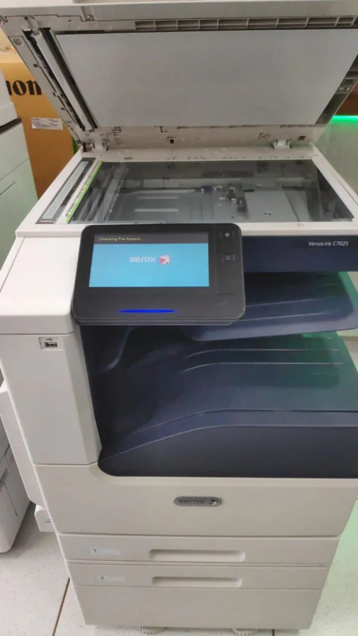 Impressora Multifuncional Laser Colorida A3 Xerox C7025 - Itens