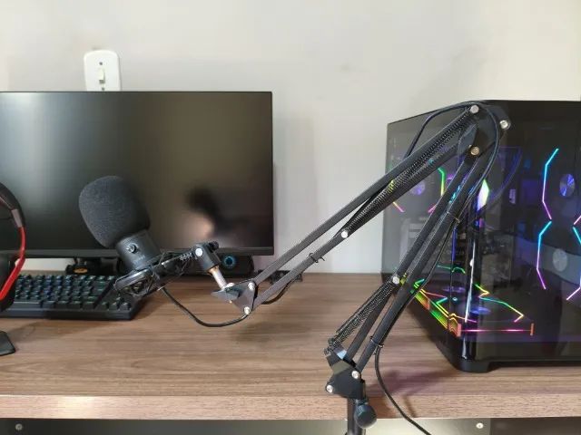 Microfone Fifine T669 (com braço articulado)