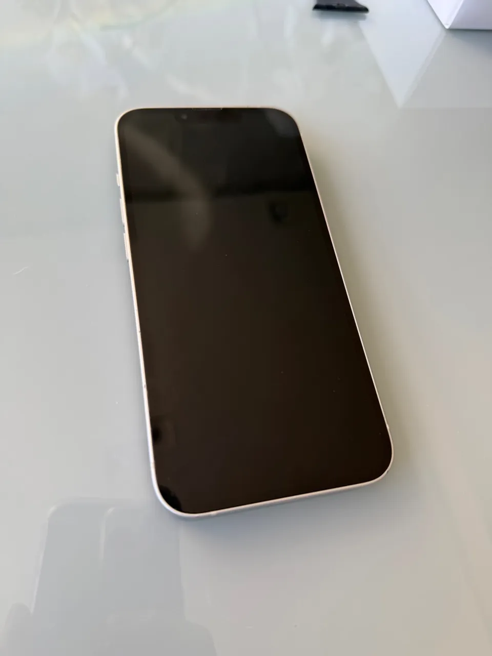 IPhone 13 512gb branco. Acompanha cabo original