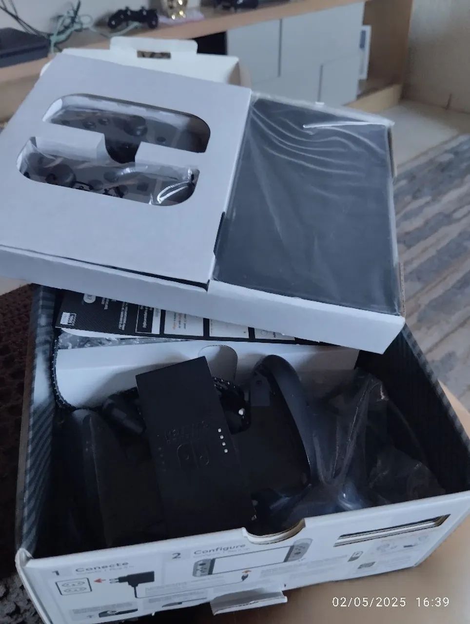 Nintendo Switch OLED + Super Smash Bros Ultimate+ Mário Odyssey físico. - Foto 2