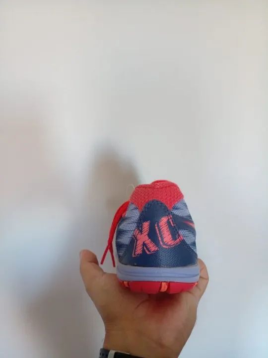 SAPATILHA DE ATLETISMO SAUCONY( CROSS COUNTRY)!! PRATICAMENTE NOVA. - Foto 4