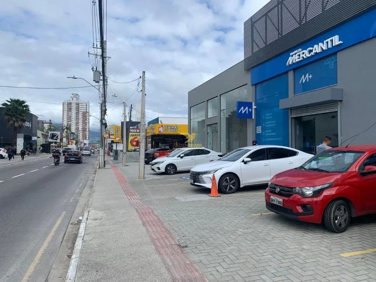 Excelente Oportunidade para locação- Sala Comercial no Centro de Palhoça com 320 m²! - Foto 3