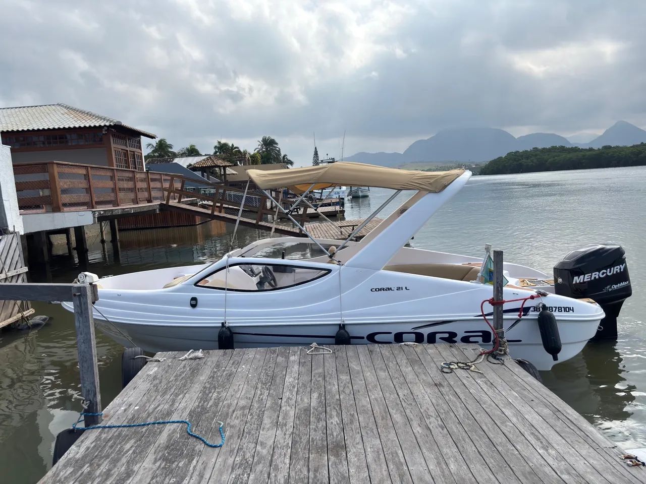 Lancha Coral 21 pés lindíssima  - Foto 2