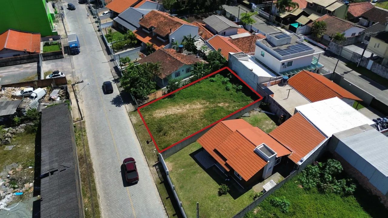 Terreno para locação com 385m² Centro de Penha - SC
