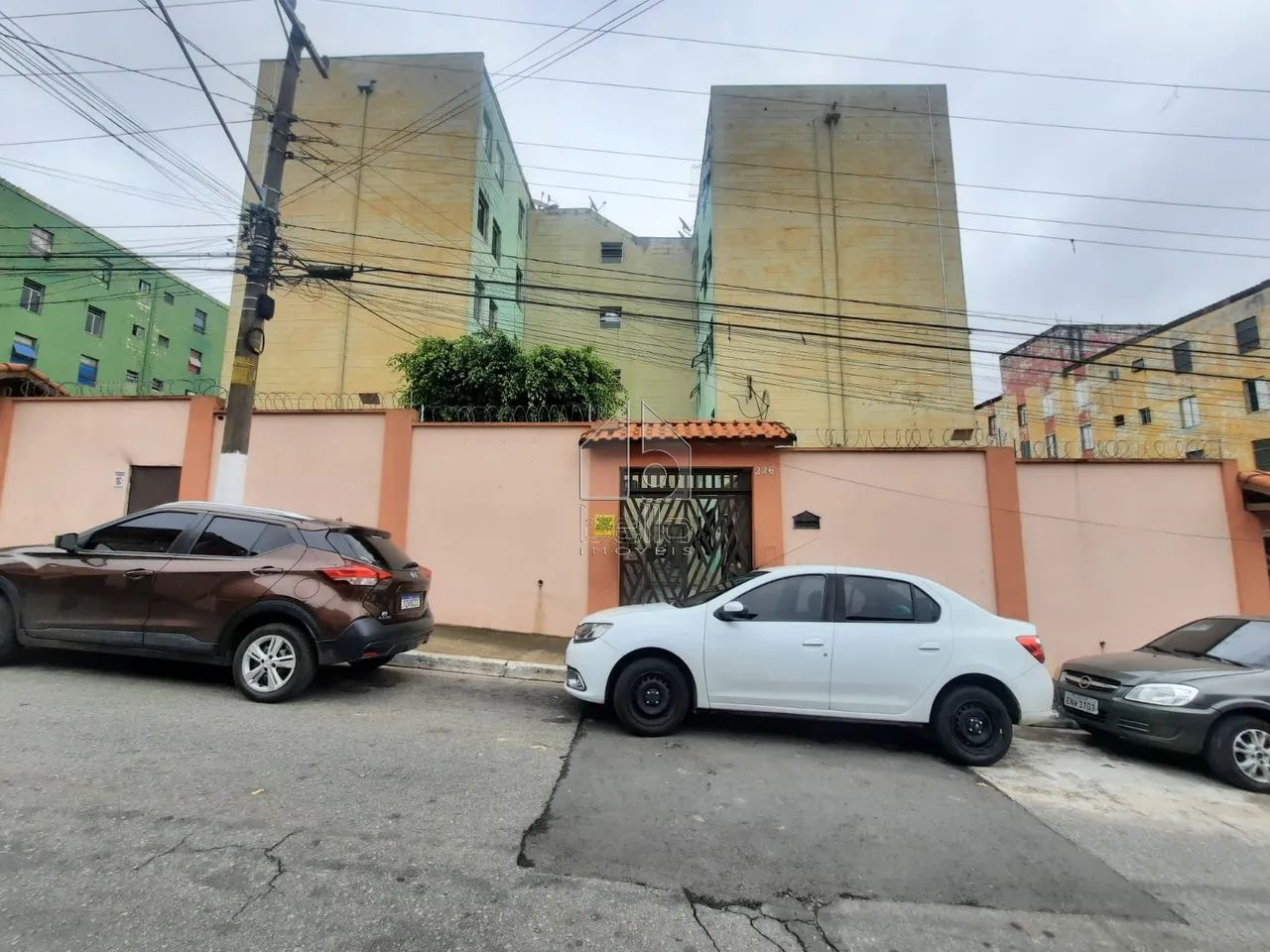 Apartamento 2 dorm. e 1 vaga - COHAB JUSCELINO
