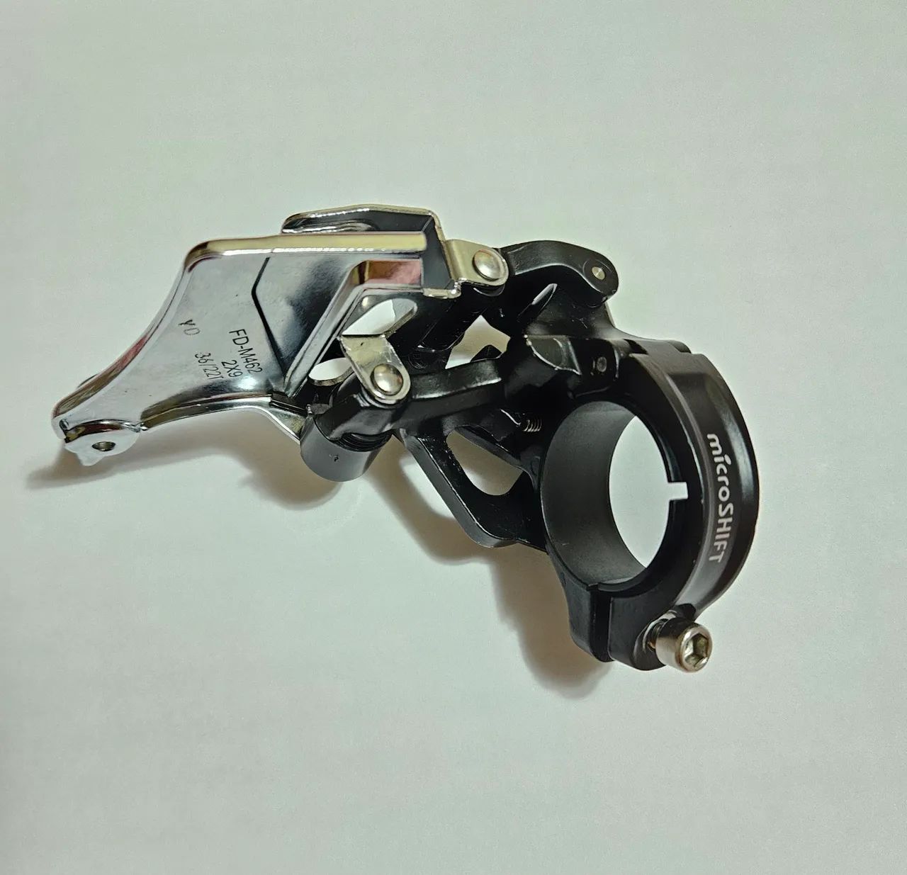 Cambio Dianteiro 9v 2x9 Microshift Duplo Semi Novo  - Foto 3