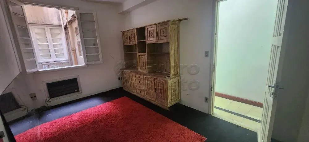 Sala comercial a venda no centro de Pelotas