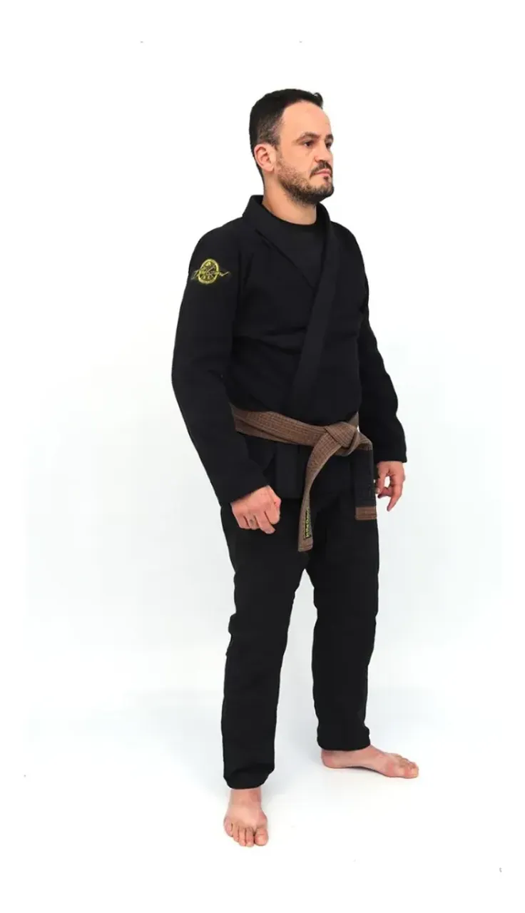 VENDO KIMONO A3 NOVO