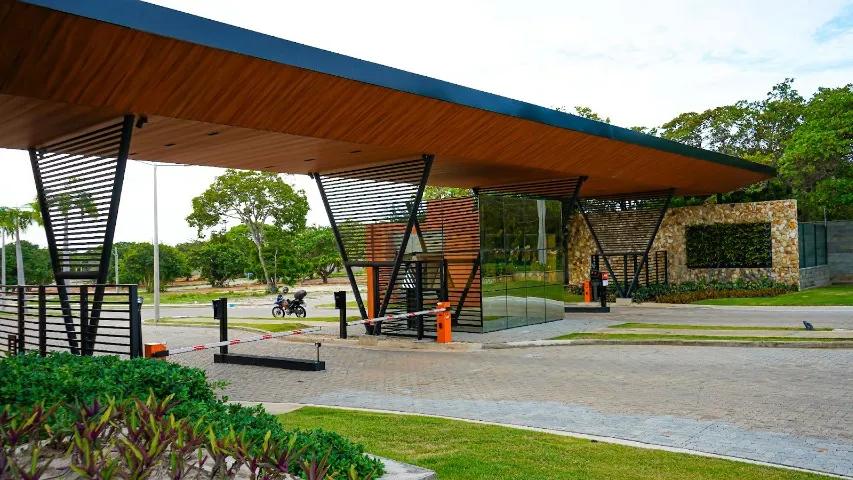 Jardins Lago Max - Lote Condomínio a Venda - 302m2