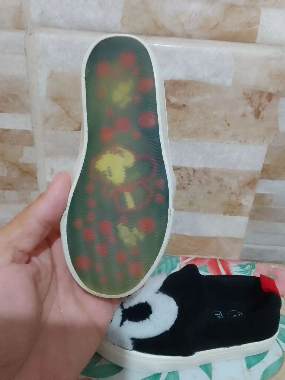 Tênis ZARA Mickey Mouse Baby- Tamanho 21 - Foto 4