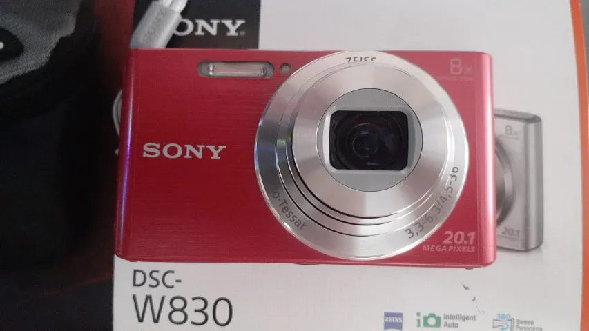 Câmera Sony CYBER-SHOT DSC-W830