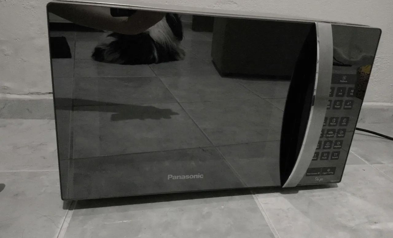 Vendo micro-ondas de 30 litros Panasonic  - Foto 2