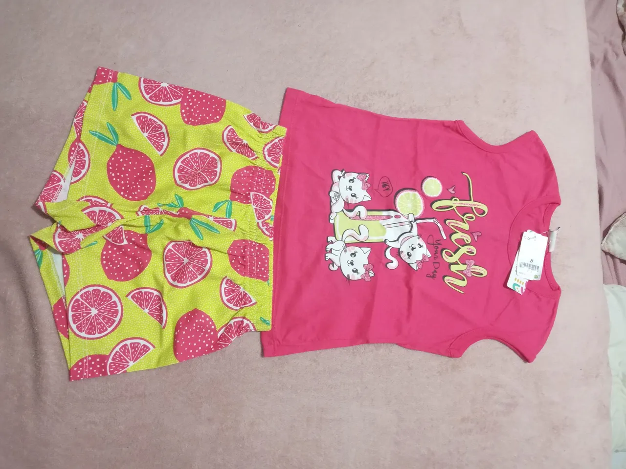 Conjunto Infantil Menina - Short e Blusa - Tamanho 8 anos
