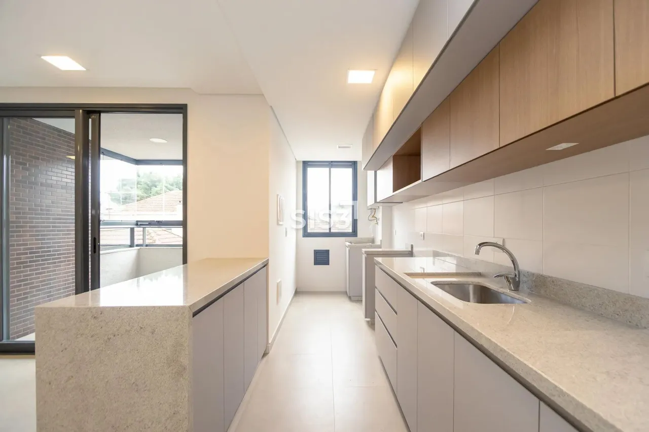 Apartamento à venda com 3 dormitórios, suíte e 91m² privativos | Face leste/norte e churra