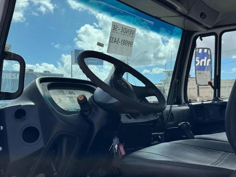 MB ATRON 1719 ANO 2014 MUNCK OPORTUNIDADE WAGNER CAMINHOES - Foto 4