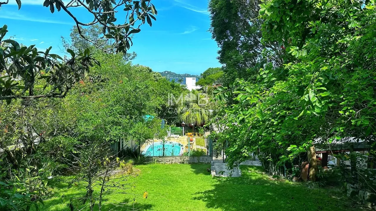 Terreno com vista para Lagoa da Conceição - Florianópolis SC