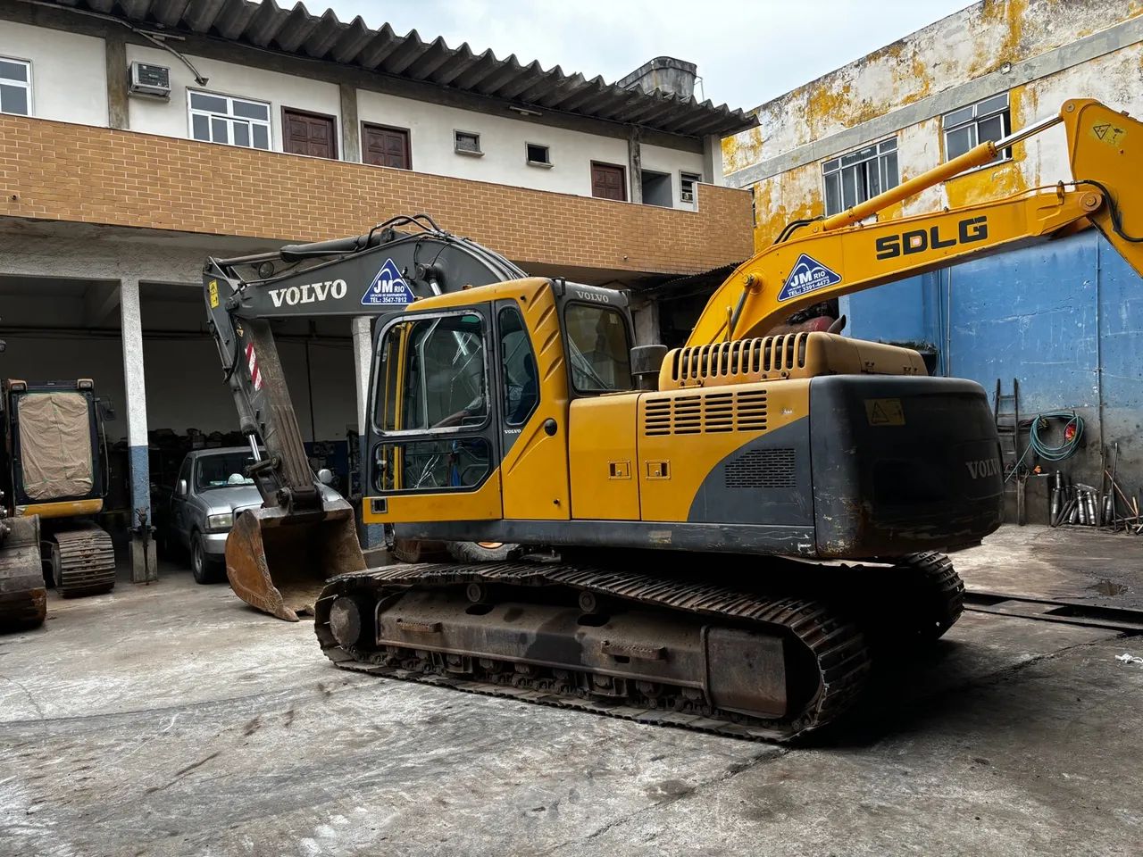 Escavadeira Volvo EC 210BLC 