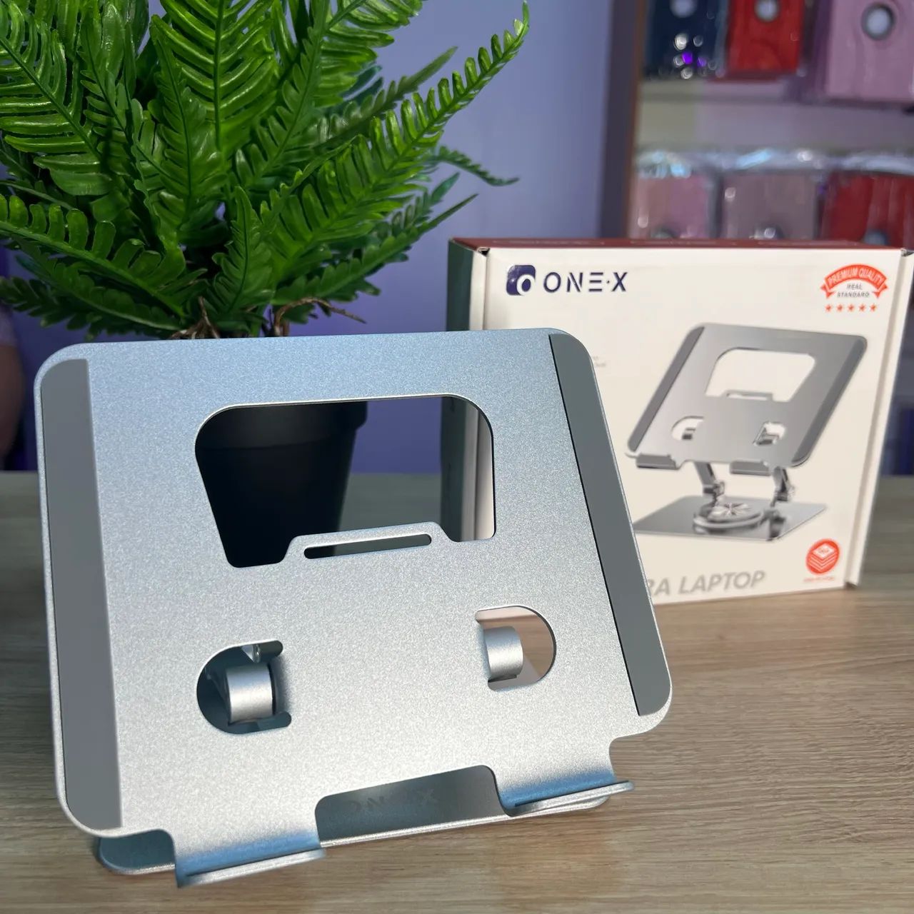 SUPORTE PARA IPAD E TABLET - ROTAÇÃO 360 GRAUS AJUSTÁVEL  - Foto 2