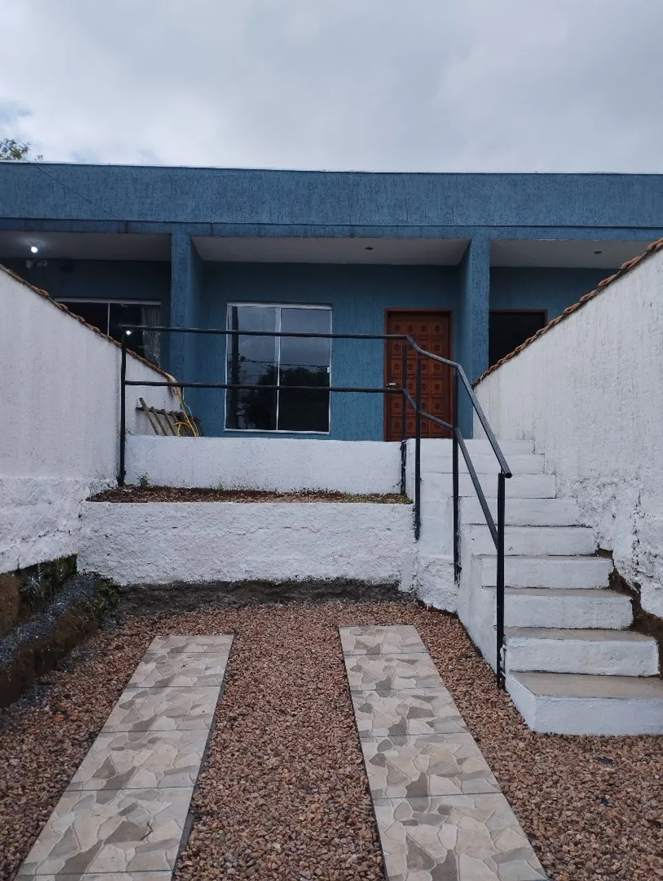 CASA NOVA para venda - 62m², vaga de garagem e pátio nos fundos.