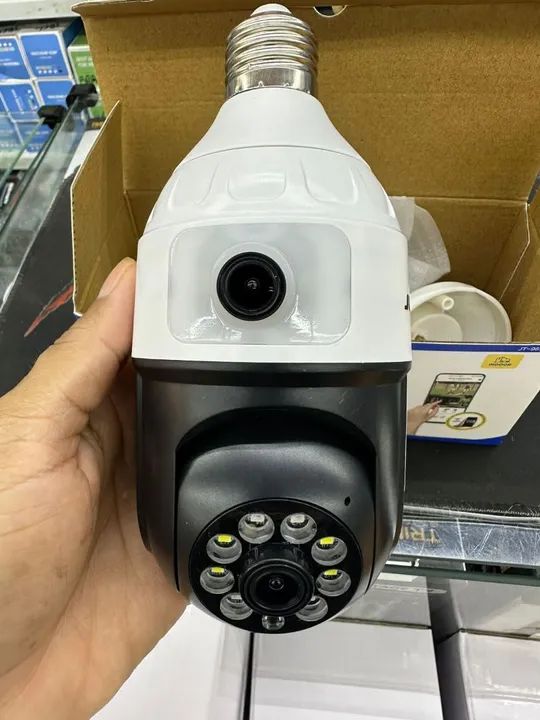 Câmera Espiã Wi-Fi Disfarçada de Lâmpada