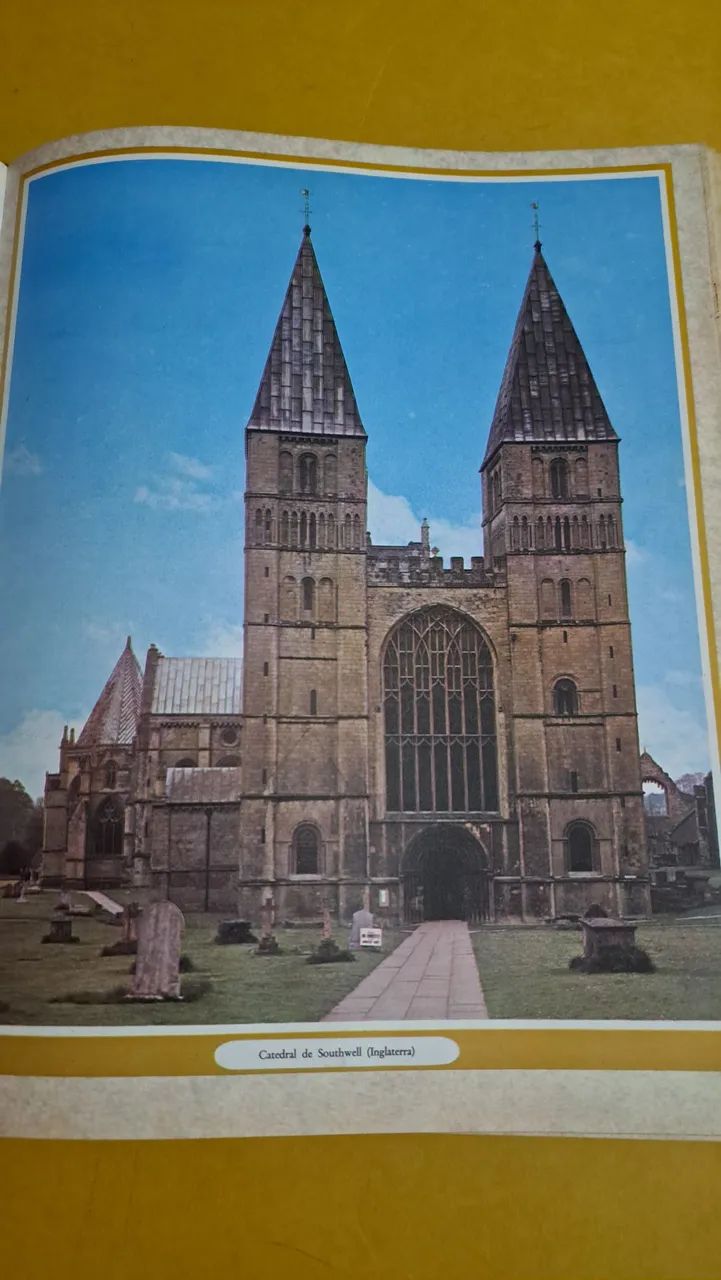 Livro panorama da arquitetura religiosa - Foto 3