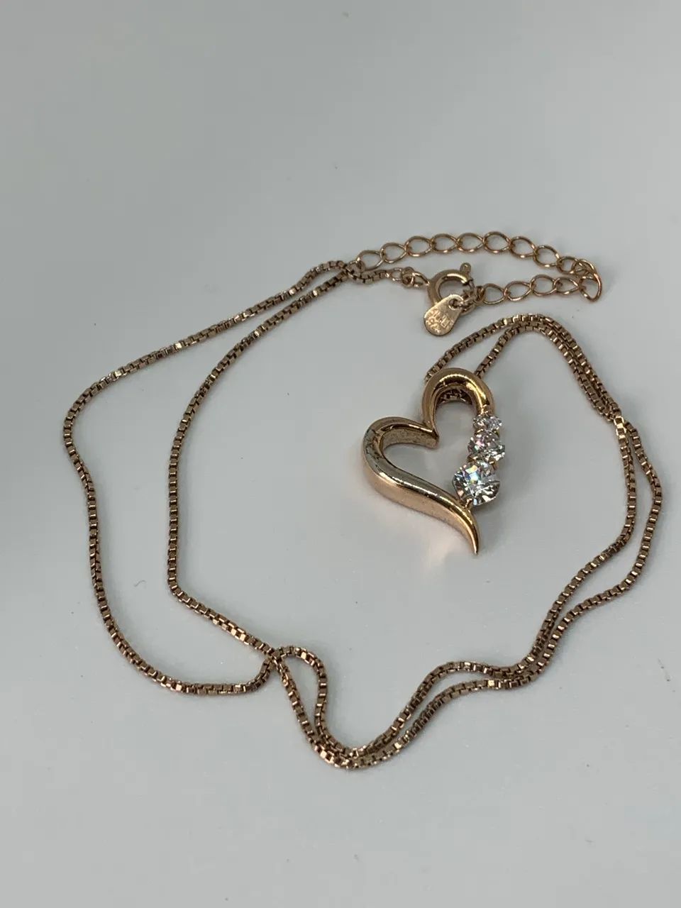 crossfor colar de prata com pingente de coração