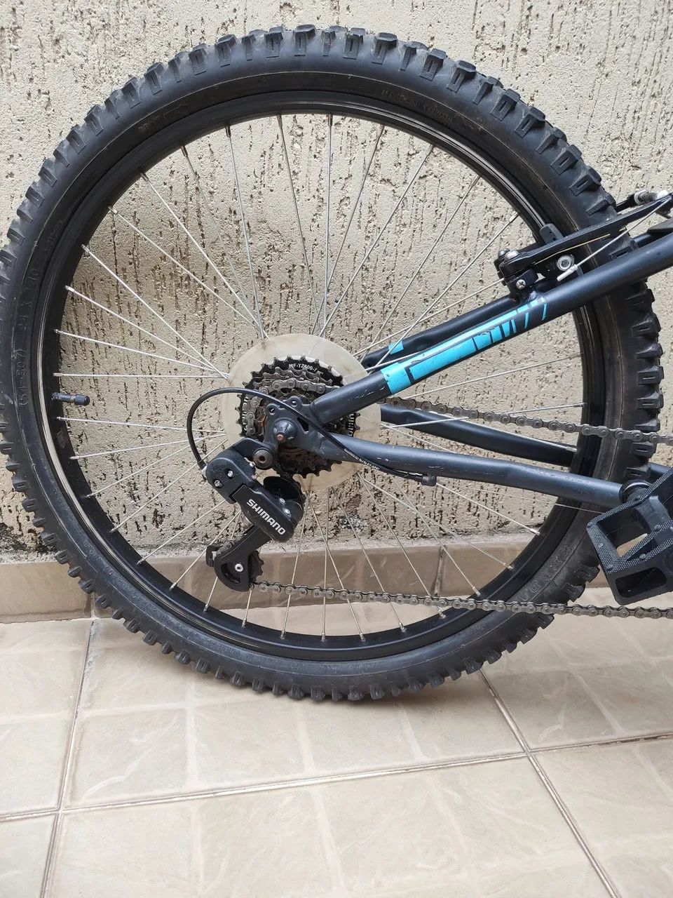 Bicicleta Rockrider ST500 aro 24 - Foto 5