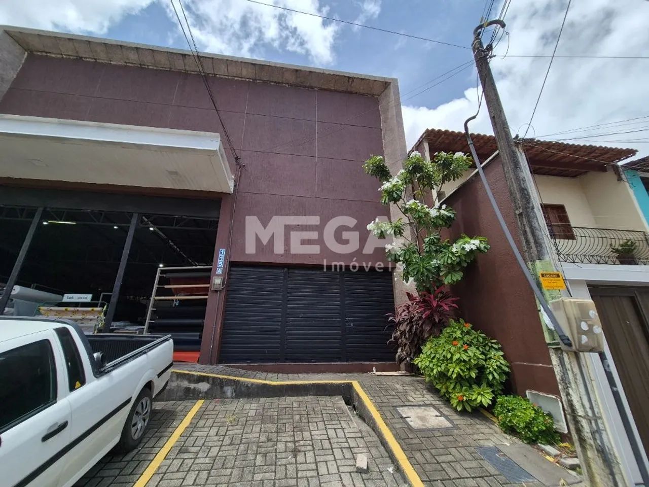 Ponto comercial no bairro Jardim América em Fortaleza, CE