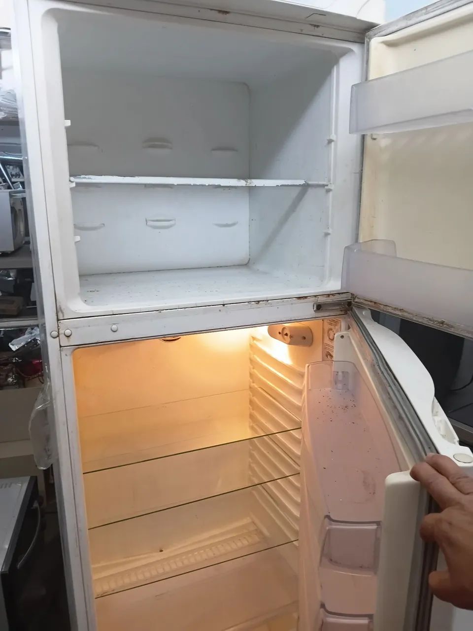 Geladeira Continental 