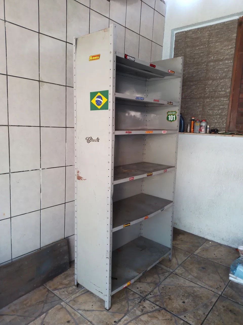 Prateleira de aço com reforco, laterais e fundo - Foto 3