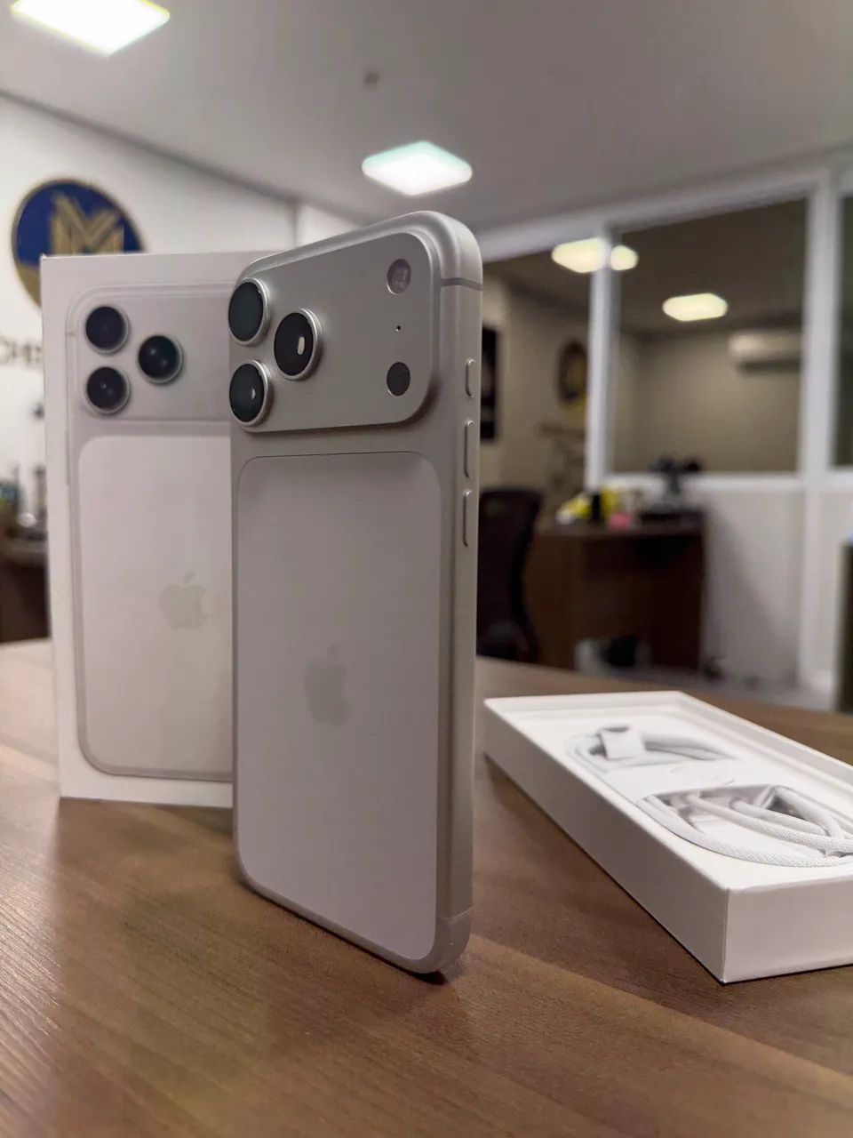 Iphone 17 pro Max 266g - Foto 3