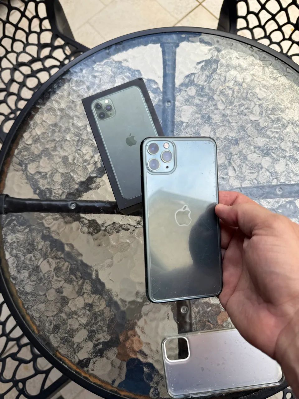 iPhone 11 pro Max 256  muito novo e de procedência  - Foto 2