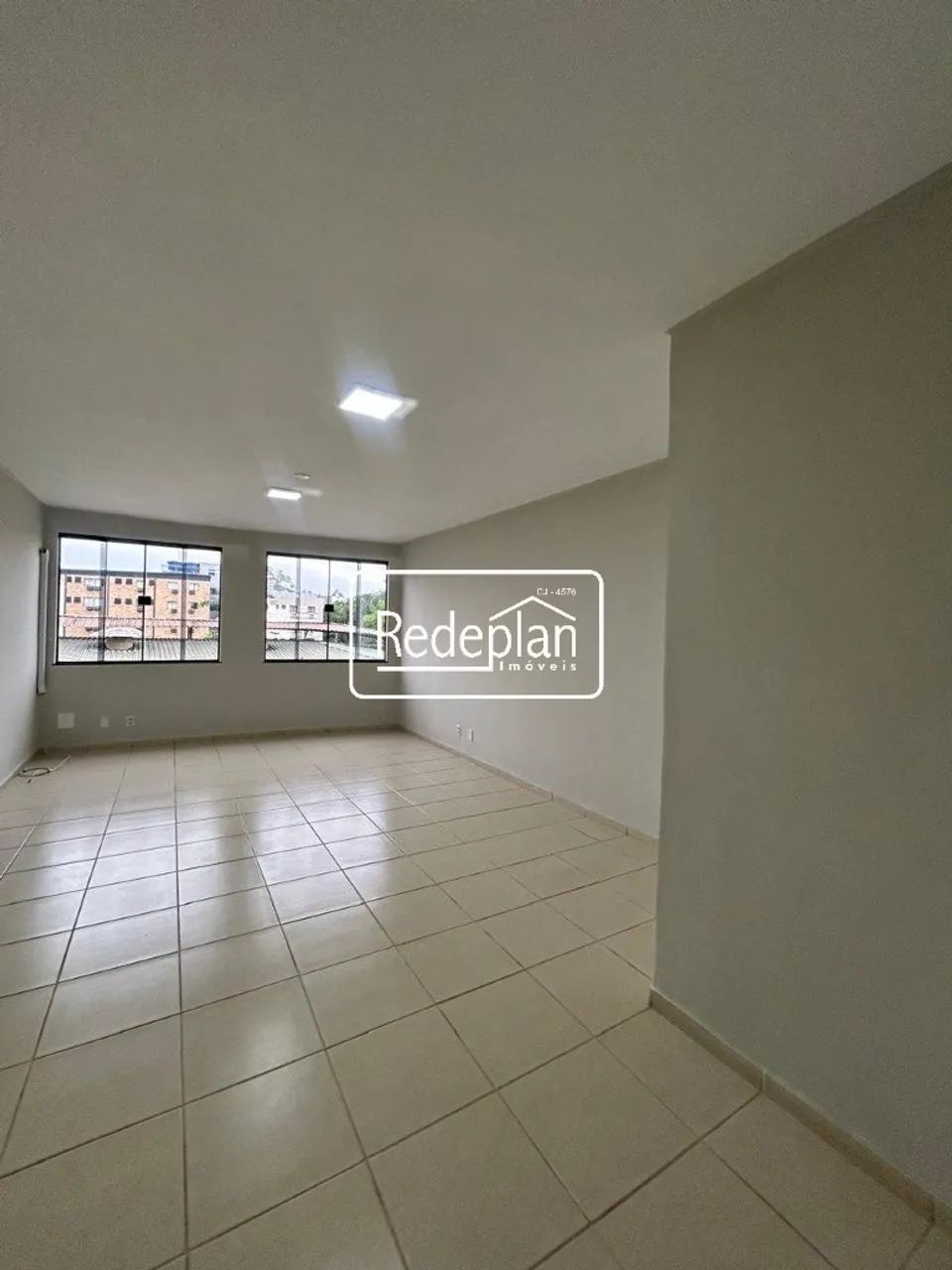 Sala Comercial no Centro de Barra Mansa! - Foto 5