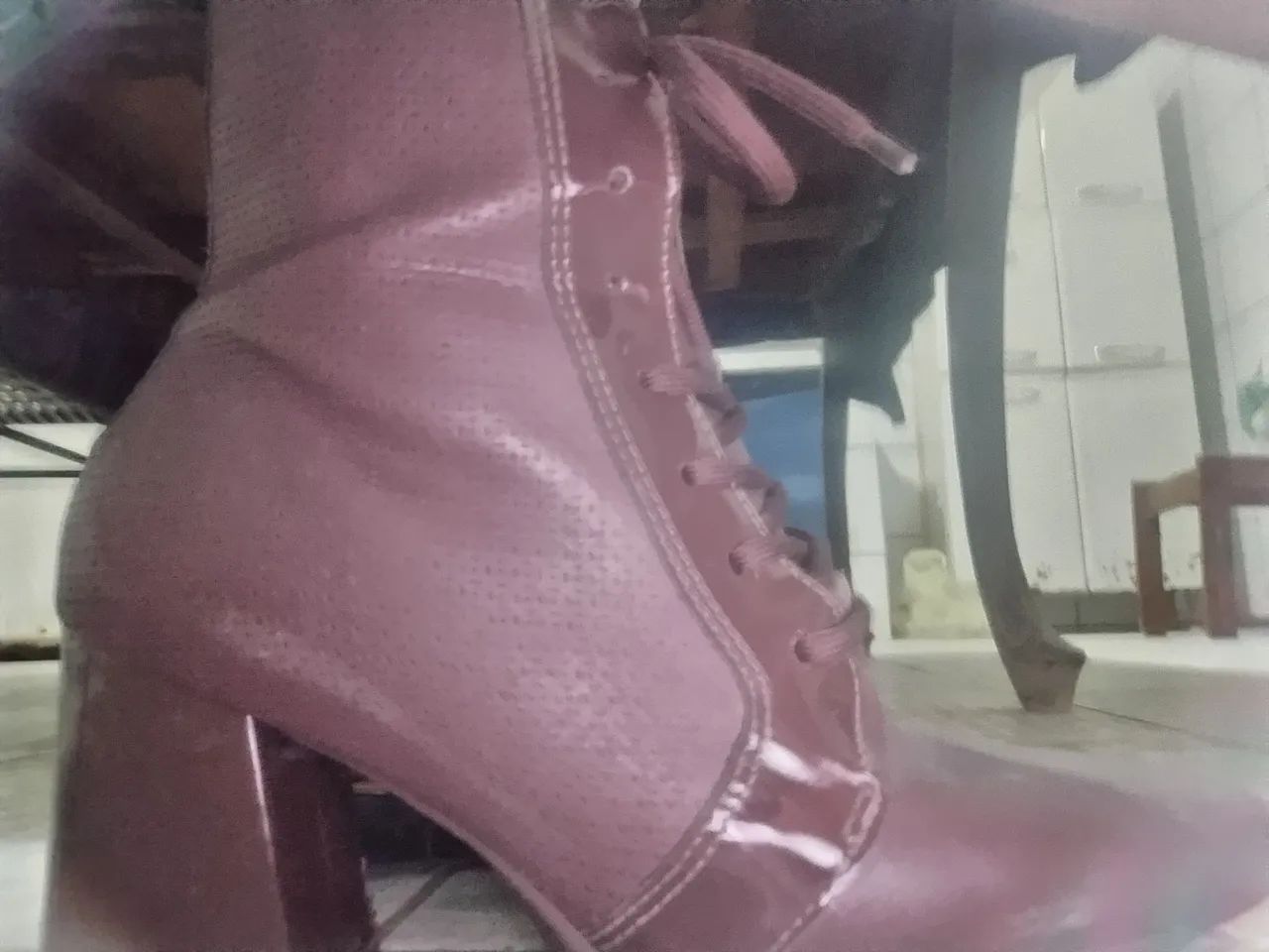 Vendo bota feminina  - Foto 2