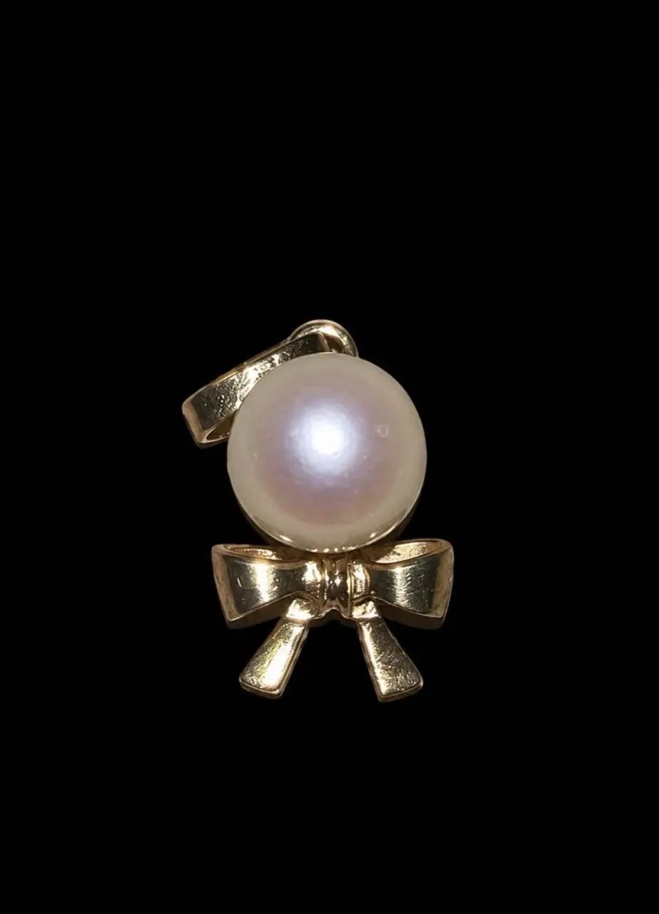 Pingente em ouro 18k com perola