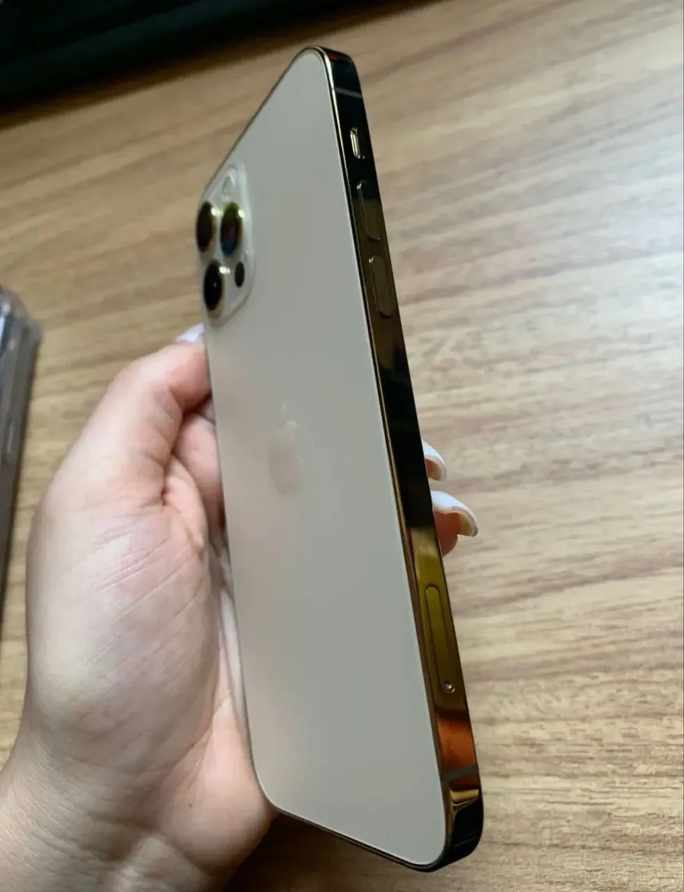 iPhone 12 Pro Max - Celulares e Smartphones - Conjunto Joaquim