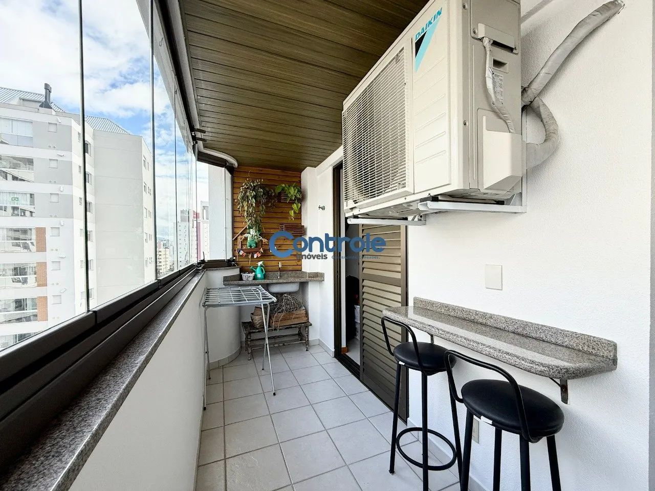 Apartamento com 03 dormitórios no Estreito, em Florianópolis/SC! - Foto 3