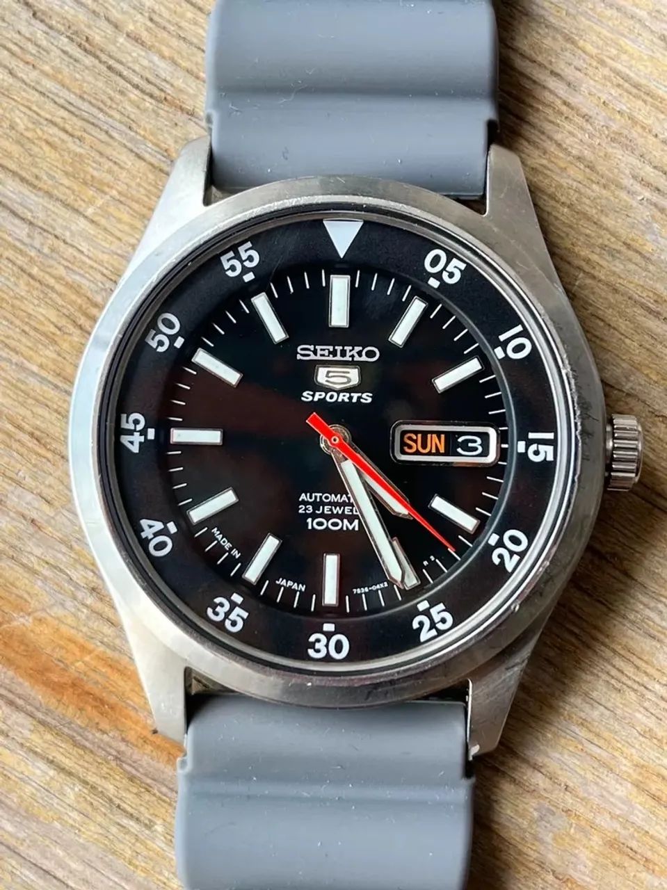 SEIKO 5 SPORTS ジャンク Relógio Seiko 5 Sports - 7S36 (23 Jewels) - made in japan