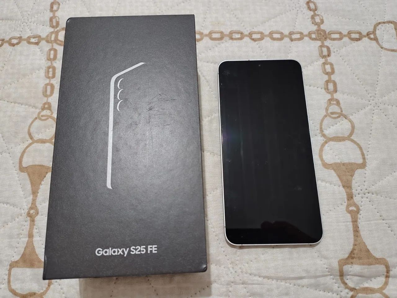 Samsung S25 FE 