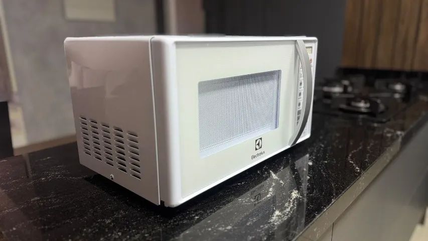 Microondas Electrolux MTO30 20L - Foto 3