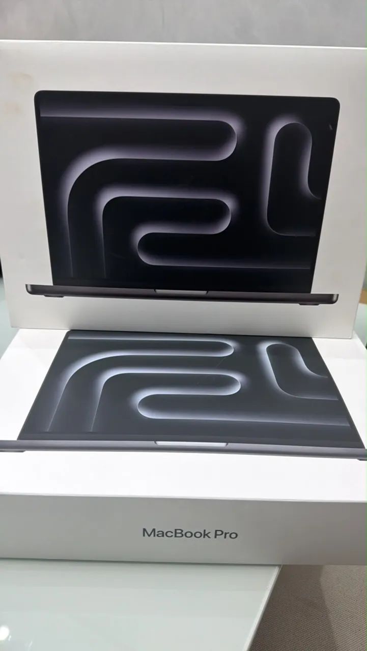 MacBook Pro M5