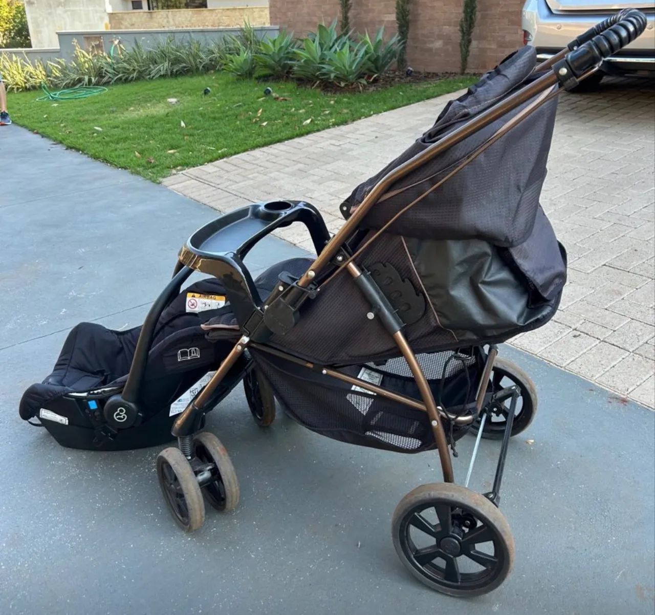 Carrinho de bebê e bebê conforto Galzerano - Foto 2