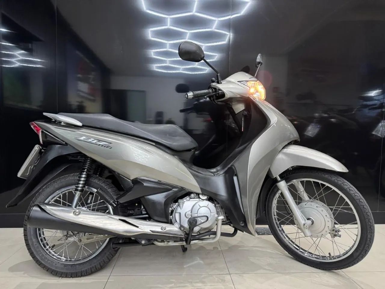 BIZ 110i 2024 R$ 14.900,00 - Foto 2