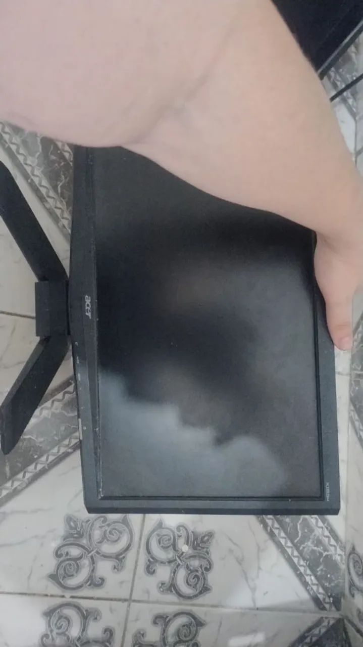 2 monitores para consertar  - Foto 4