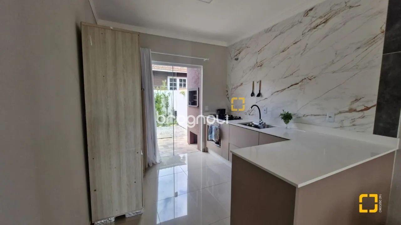 Casa à Venda no Rio Vermelho - 2 Dormitórios (1 Suíte) com Churrasqueira - Foto 3