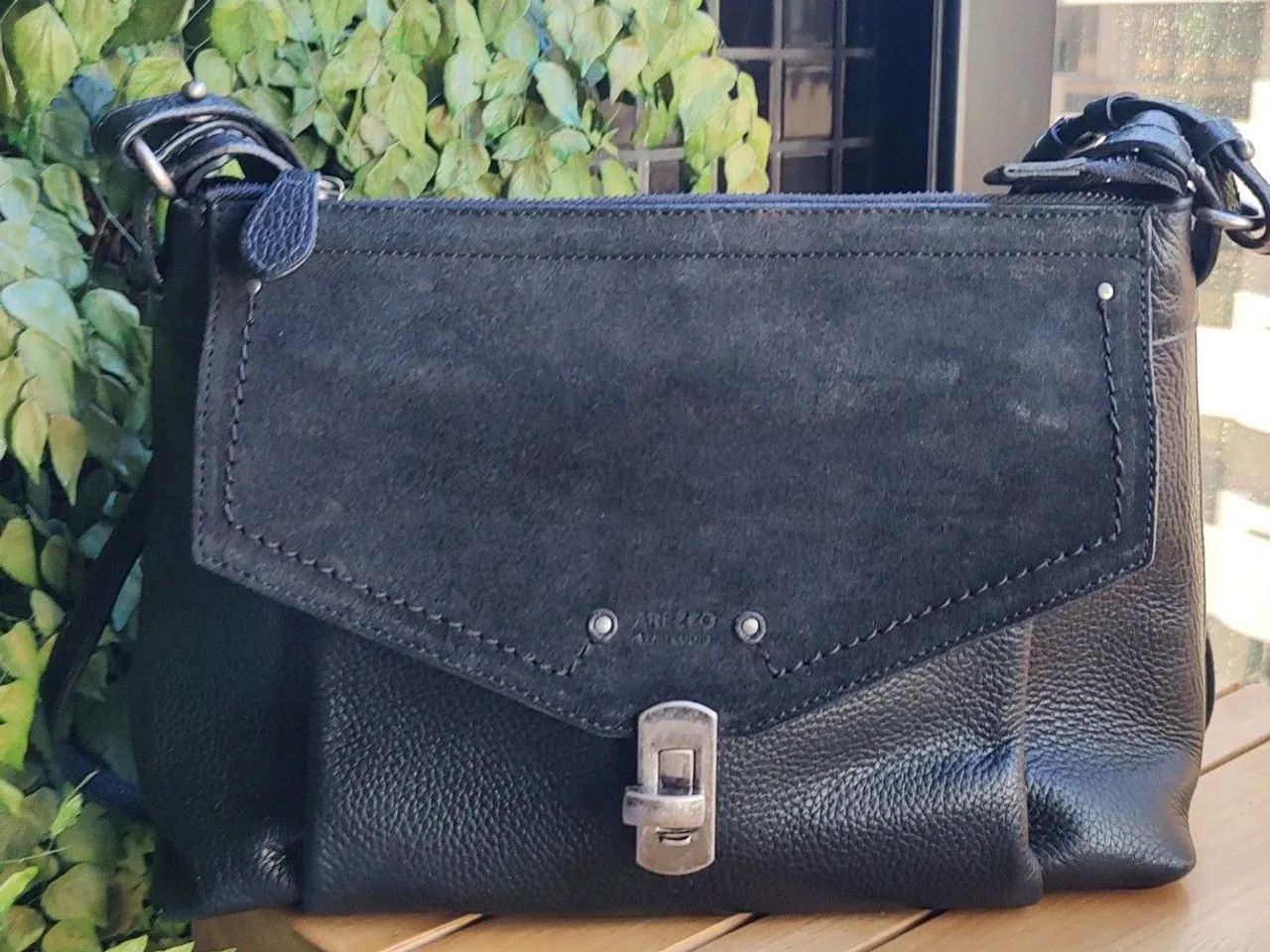Bolsa Preta Arezzo Couro - Foto 2